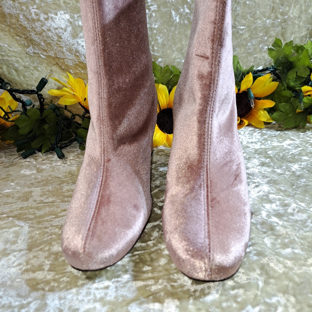NWOB Free People Cecile Velvet Boots - Picture 12 of 13